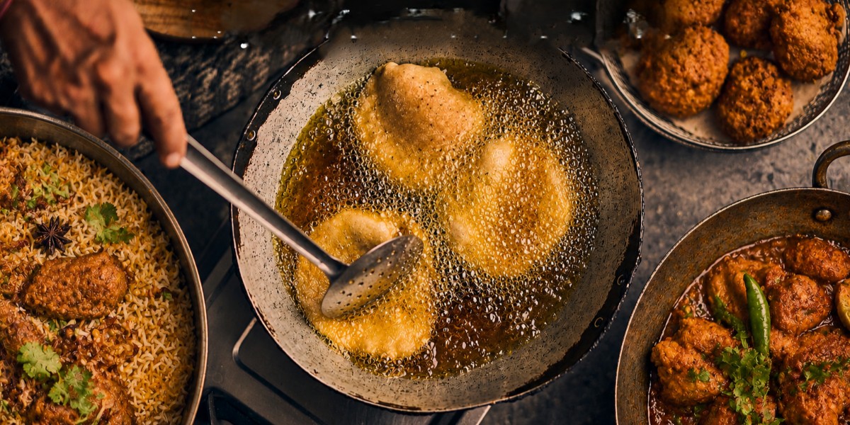 Best Cooking Oil in Pakistan for Biryani, Karahi & Deep Frying (2026 Guide)